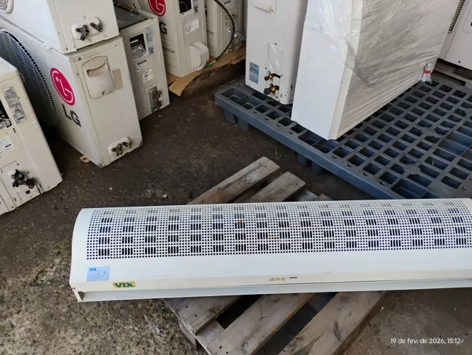 CORTINA DE AR 1,20 METROS EM OTIMO ESTADO 220V