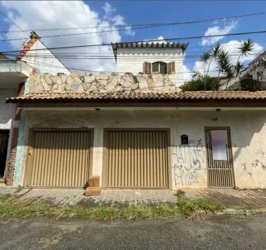 Casa comercial na Rua Francisco Xavier de Brito, N. 187 250 m²