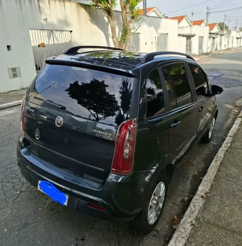 Fiat Idea Attractive 1.4 Fire Flex 8V 5P 2012