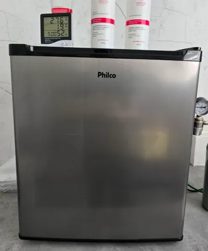 Geladeira Frigobar Philco, 47Lts, 220v