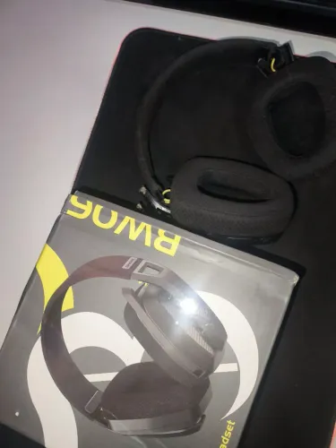 Headset Gamer BINNUNE Wireless - Com Defeito na Haste