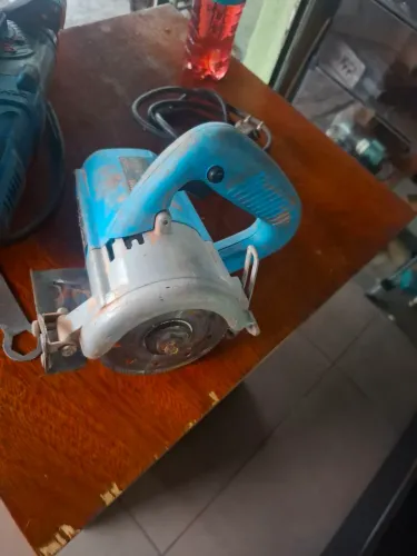 Makita 