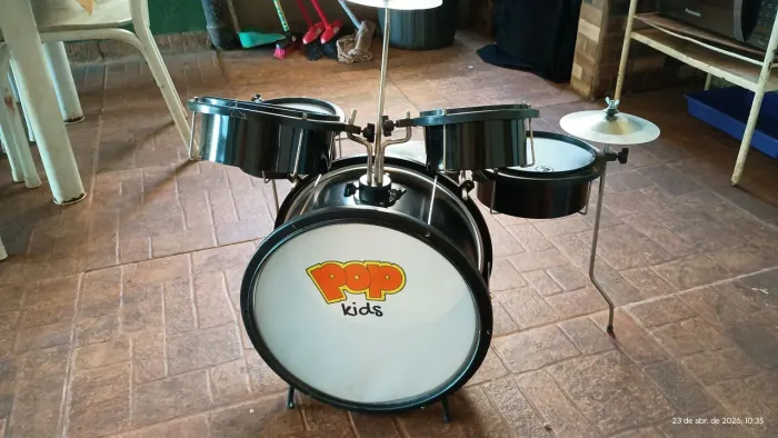 Bateria infantil