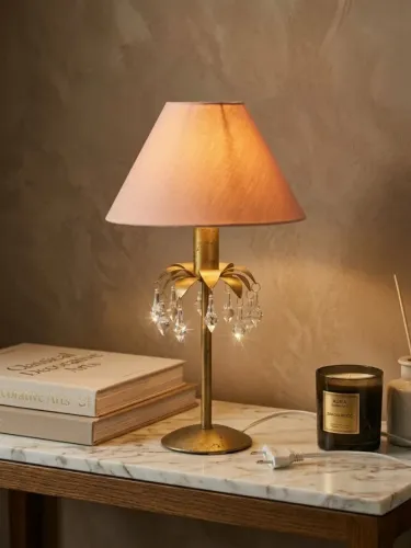 Abajur de Mesa Clássico com Cristais e Metal Dourado - Estilo Vintage / Retrô