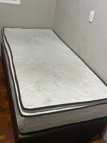Cama de solteiro