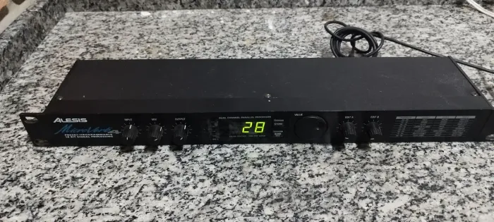 Processador De Efeitos Digital Profissional Microverb4 Duplo