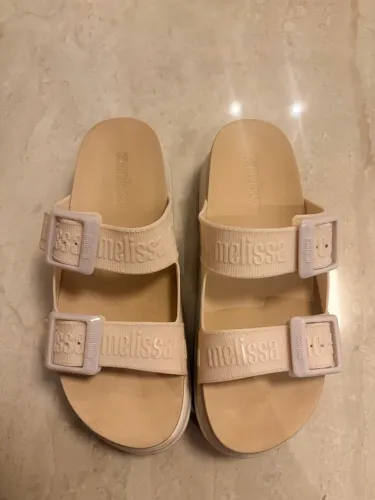 Papete Melissa