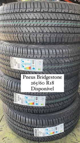 Pneus novo Bridgestone 265/60 R18 original Toyota Hilux
