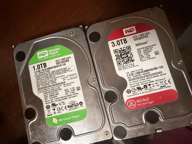 HD 3TB CRÍTICO +HD 1TB DEFEITO