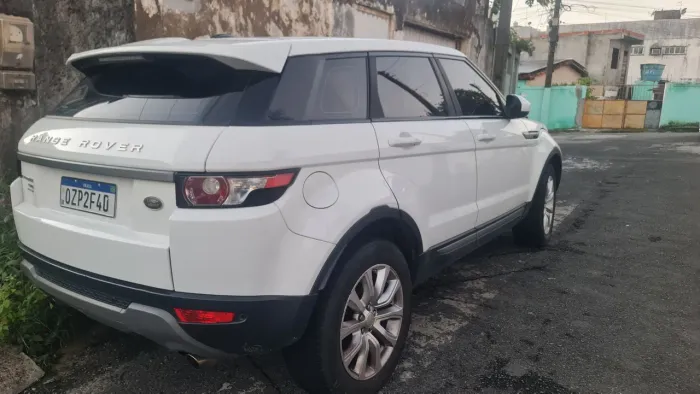 Land Rover Range Rover Evoque Pure Tech 2.0 Aut. 5P 2015