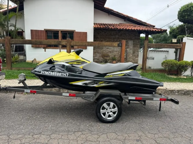 Jet ski vx 1100