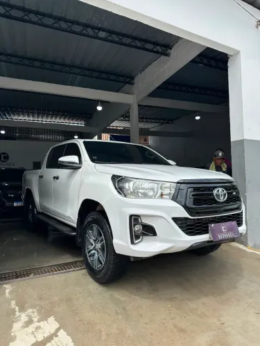 Toyota Hilux CD 4X4 2.8 Diesel Mec. 2020