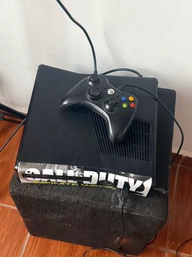 Vendo ou troco Xbox 360 slim