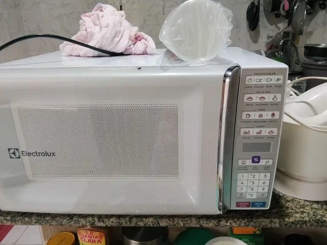 Vende se um microondas