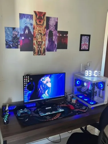VENDO PC GAMER COMPLETO COM CADEIRA E MESA JUNTOS