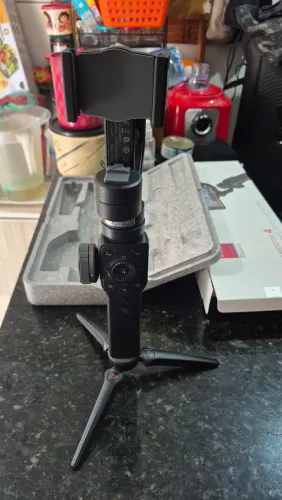 Gimbal estabilizador de celular ZHIYUN SMOOTH 4
