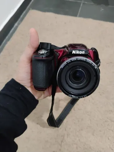 Nikon Coolpix L830 Vermelha - Zoom 34x + Cartão de Memória