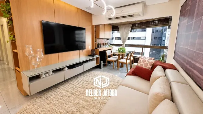 Apartamento 3 Suítes em Ponta Verde 120m², posição nascente, totalmente reformado