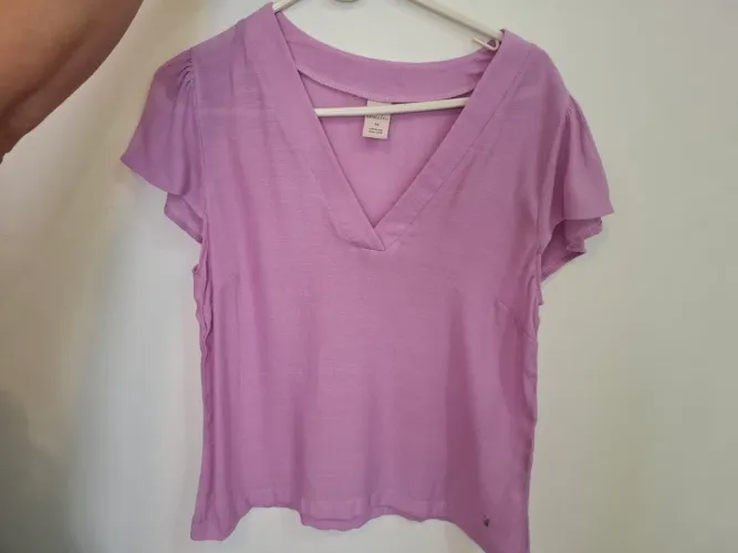 Roupas semi novas