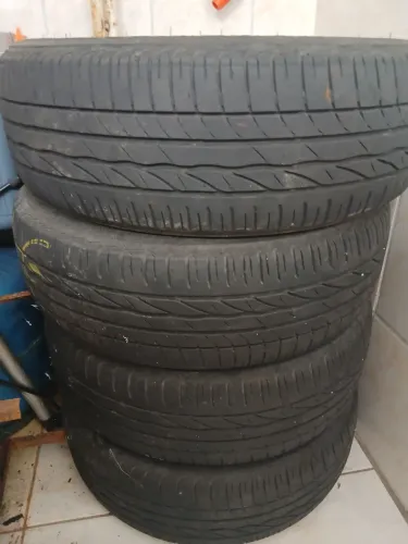 Pneus Bridgestone 185/60R15