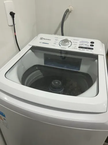 Máquina de lavar Electrolux 14kg