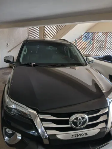 Toyota Hilux SW4 SRX 4X4 2.8 TDI 16V Dies. Aut. 2019
