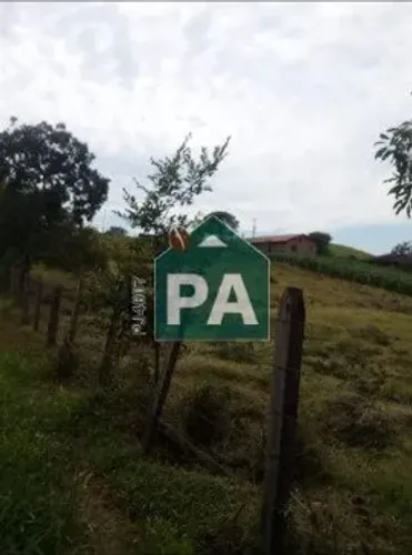 Chacará à venda com 2.300 m², Rio Verdinho em Caldas/MG