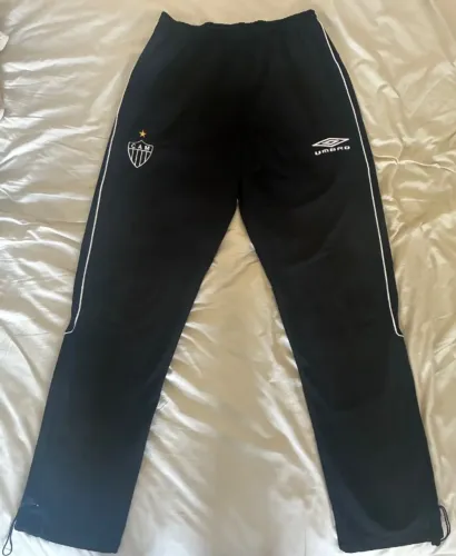 calça de agasalho umbro atlético mineiro g