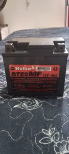 Vendo essa bateria marca da marca heliar 