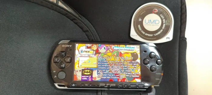 PSP 3000 64Gb cheio de jogos com Detalhe