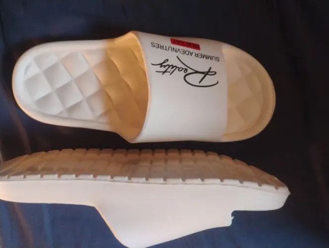 Chinelo feminino, super leve e confortável para quem tem dores nos pés.
