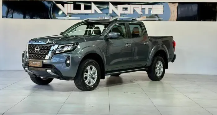 Nissan Frontier XE CD 4X4 2.3 Bi-TB Diesel Aut. 2025