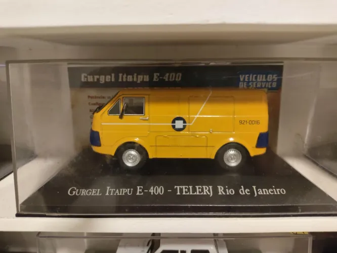 Miniatura Gurgel Itaipu E400 1:43