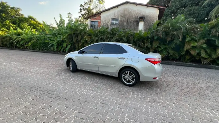 Toyota Corolla XEI 2.0 Flex 16V Aut. 2015