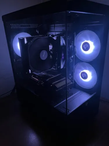 pc gamer rx 7600, teclado, mouse, monitor e braço articulado