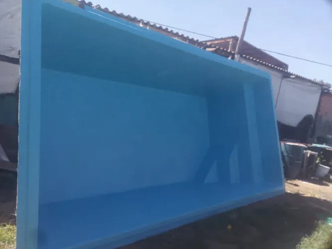 Piscina de fibra