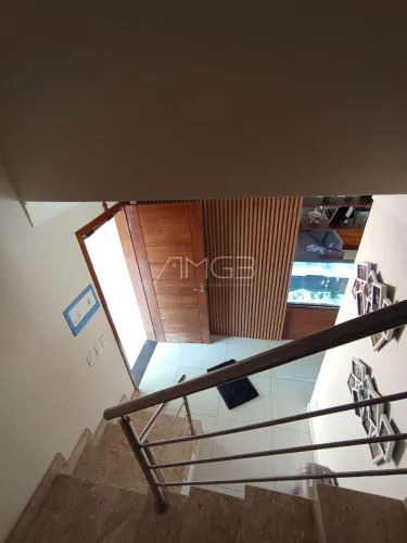 Sobrado em condomínio fechado em Paulínia