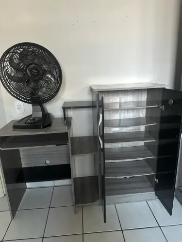 Escrivaninha MDF nas cores preta e cinza
