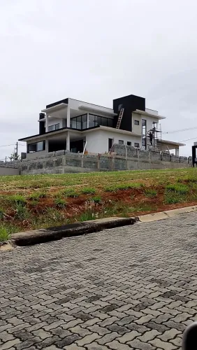 Pedreiros? Construção / reformas/ empreiteira