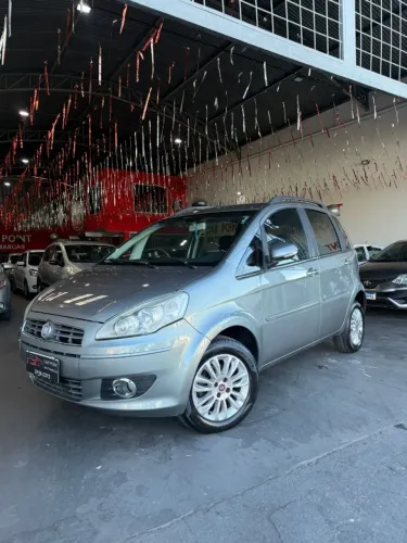 Fiat Idea Attractive 1.4 Fire Flex 8V 5P 2013