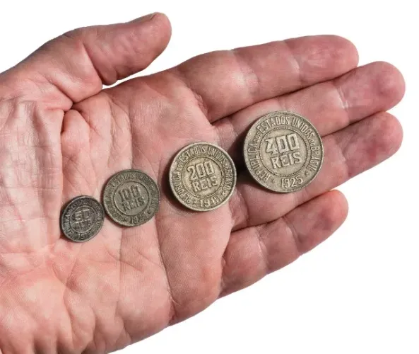 Lote de 4 Moedas Sequenciais de 50, 100, 200, 400 Réis Brasileiros - MBC e SOB