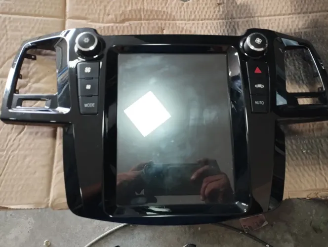 Multimédia Tesla carplay sw4 2005 a 2015