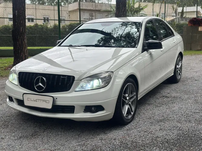 Mercedes-Benz C-180 CGI Classic 1.8 16V 156cv Aut. 2011