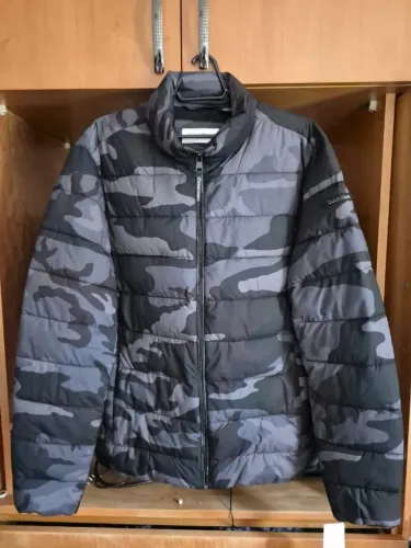 Jaqueta Calvin Klein Puffer Camuflada Original M Importada Nova com Etiqueta