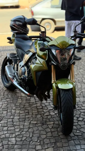 Cb1000r