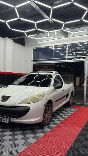 Peugeot Hoggar X-line 1.4 Flex 8V 2P 2011