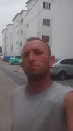 Auxiliar de mecânica entre outras profissões 083.98850.1005 zap