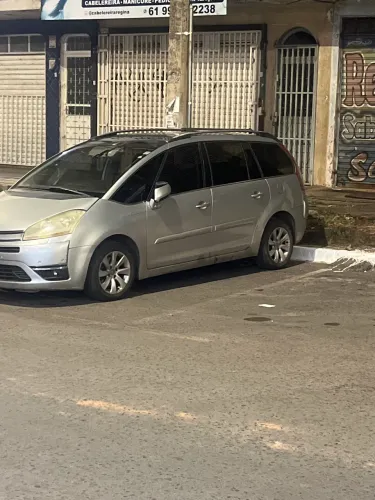 Citroen C4 Picasso Grand 2.0 16V 143cv AUT 2010