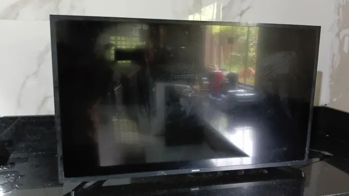 tv smart samsung 43 polegadas display quebrado