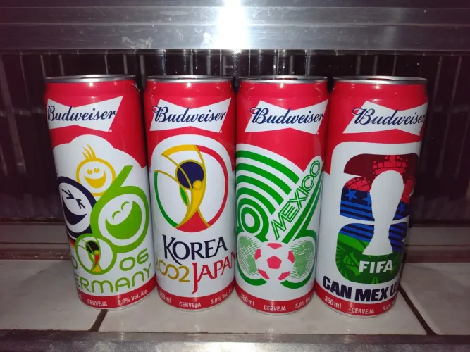 Latas cervejas buduveriser copa 2026,  vazia